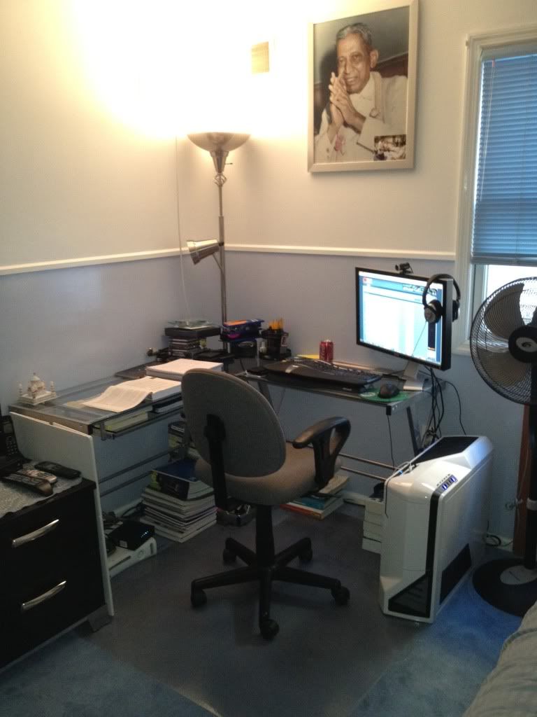 DeskandWorkArea.jpg