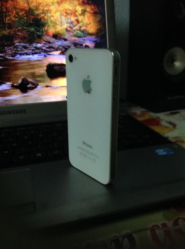 iPhone 4S Mầu trắng 16GB Quốc Tế - 2