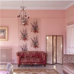 I love the chandelier I love the chandelier