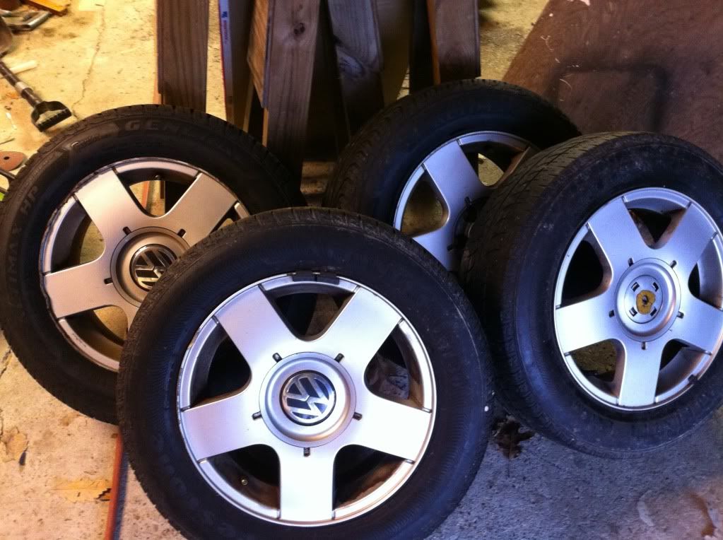 Winter Rims! stock jetta rims w/ tires 250 VW Vortex Volkswagen Forum
