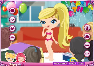 Play Birthday Party Dress Up