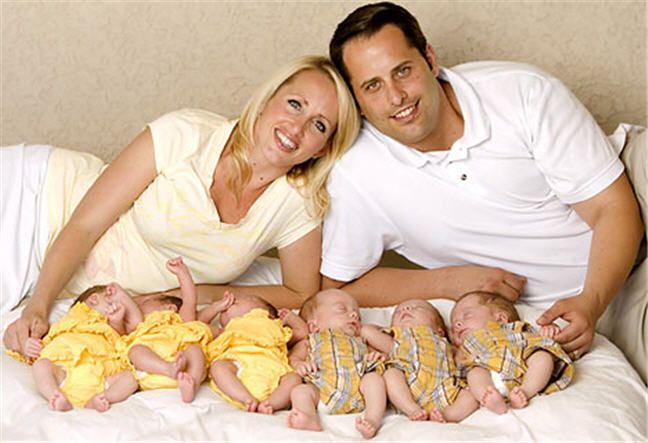 Jennifer Masche with sextuplets