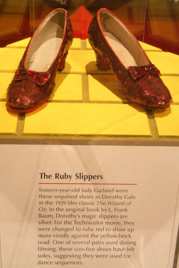 Wizard of Oz - Dorothy's Ruby Slippers