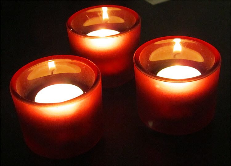 red candles