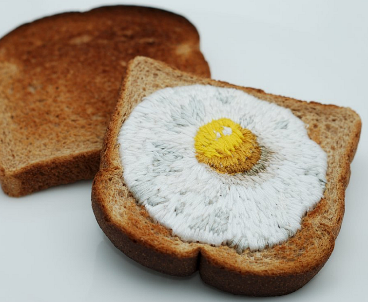 egg toast art