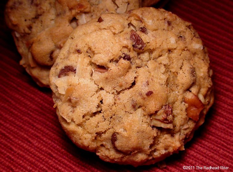 The Redhead Riter's Chocolate Chip Cookie