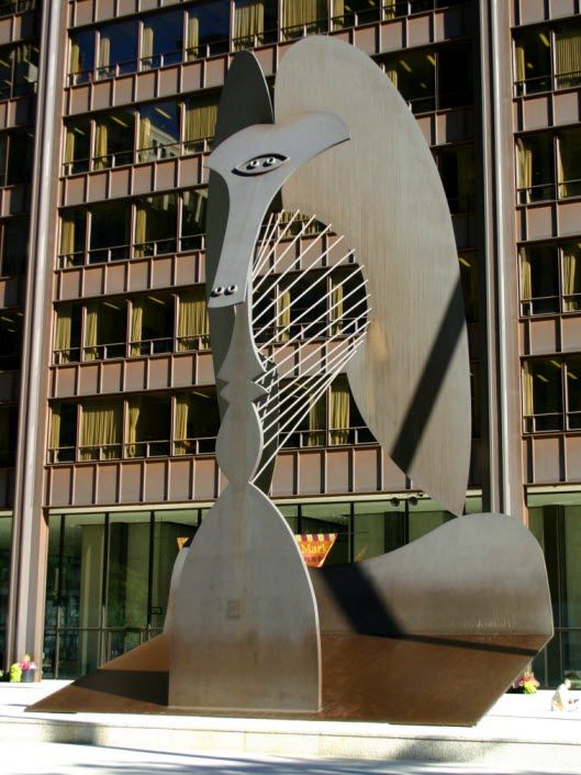 Chicago Picasso, a 50' high public Cubist sculpture